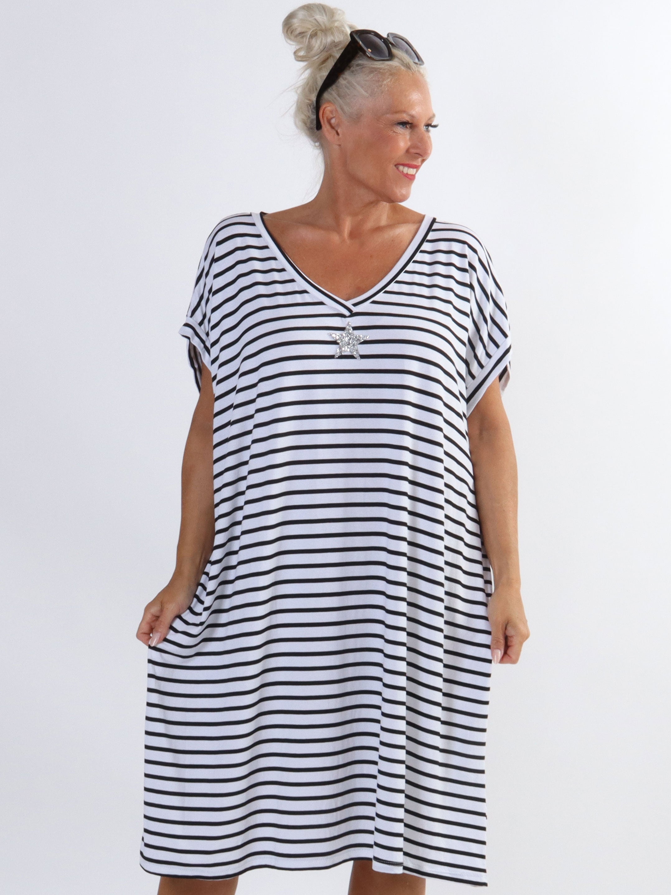 Cath - Plus size t-shirt kjole i viskose med sølv stjerne